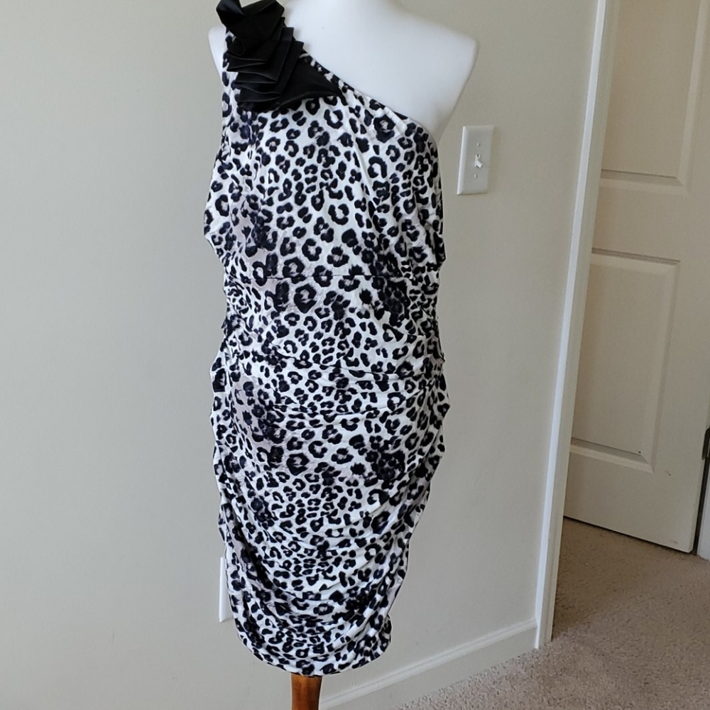 Pompous Girly animal print one shoulder dress